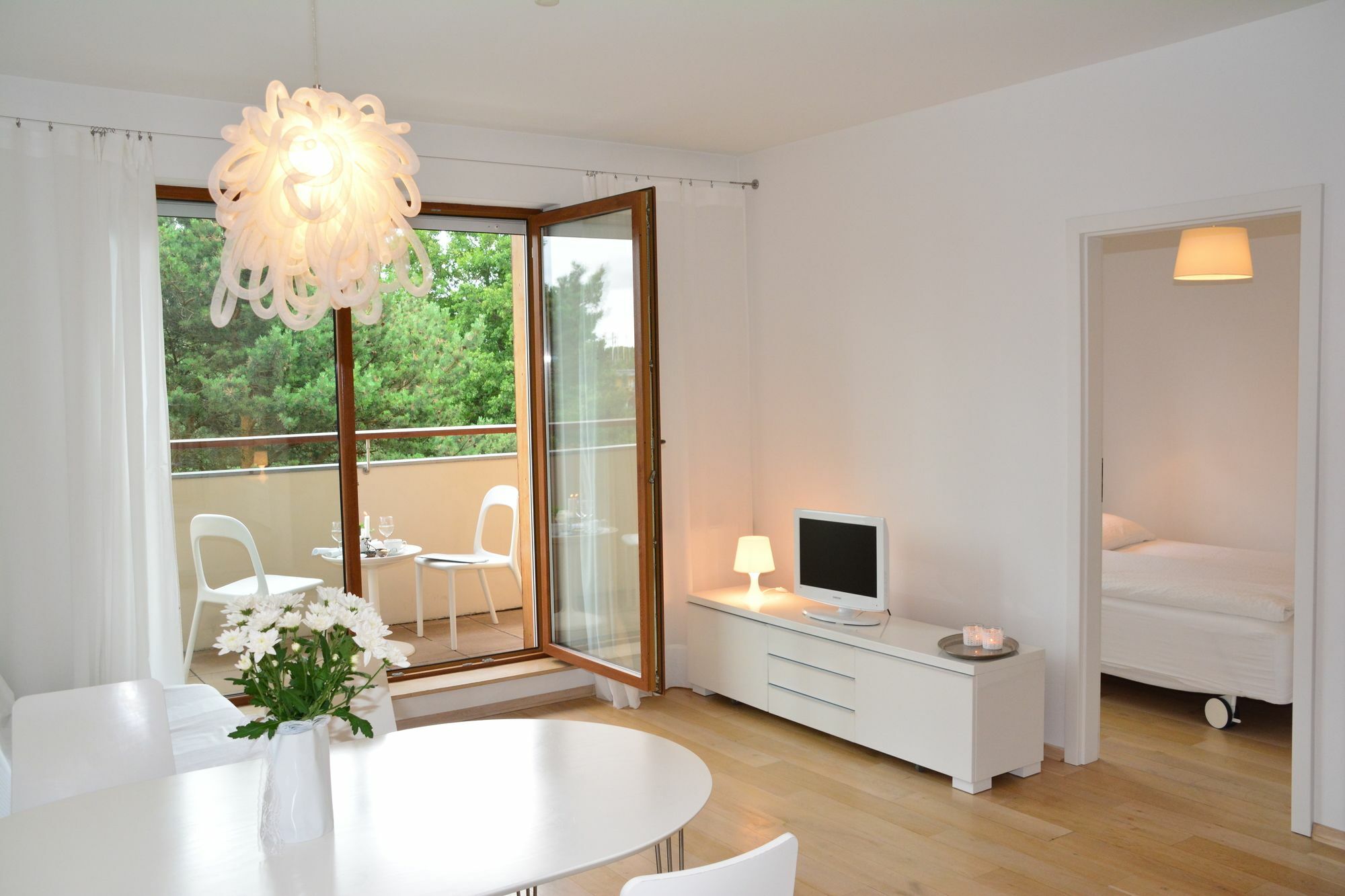Apartament Pod Sosnami Ustka Extérieur photo